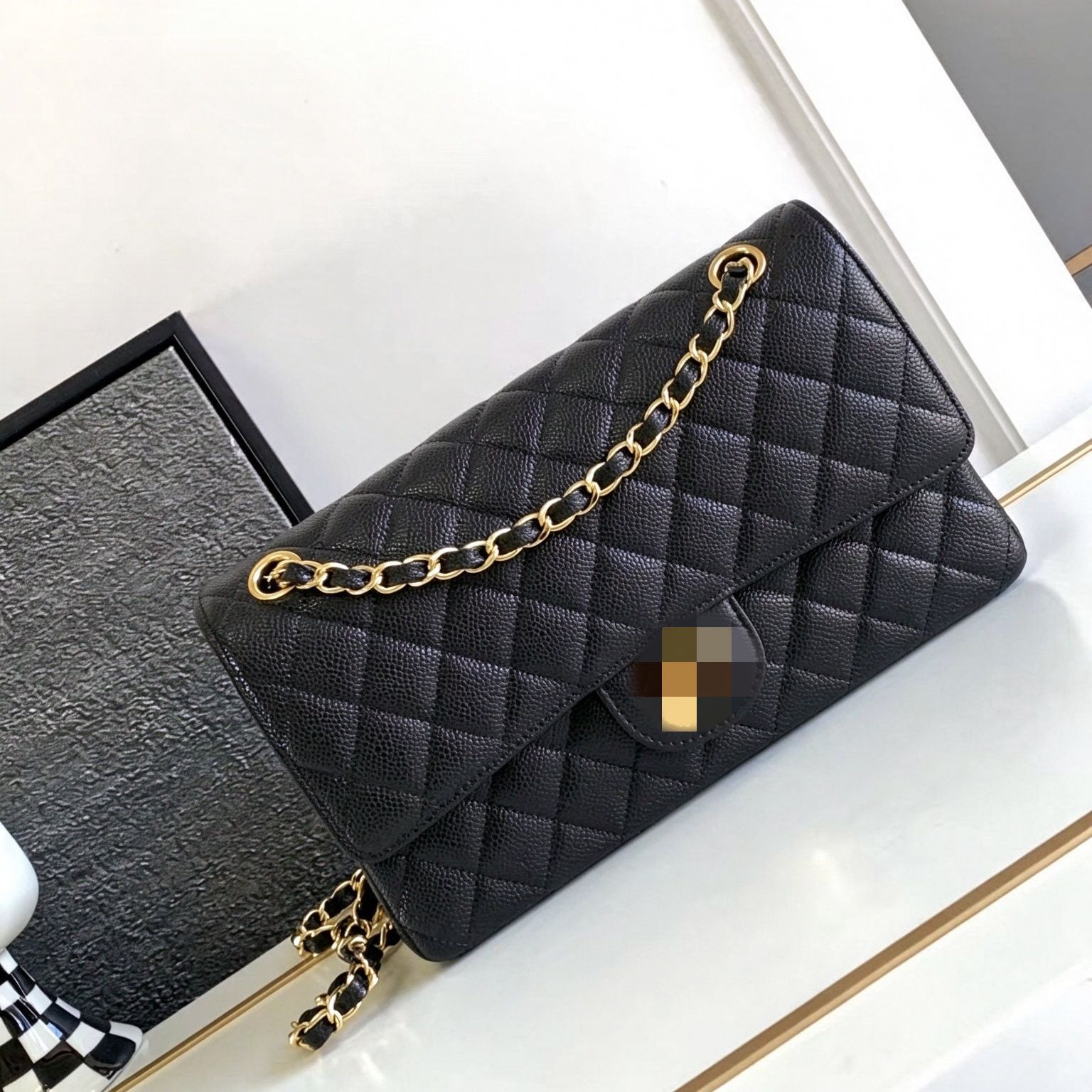Cross-border selection: -style genuine leather CF diamond-patterned high-end chain shoulder bag with caviar leather accents, designed for women