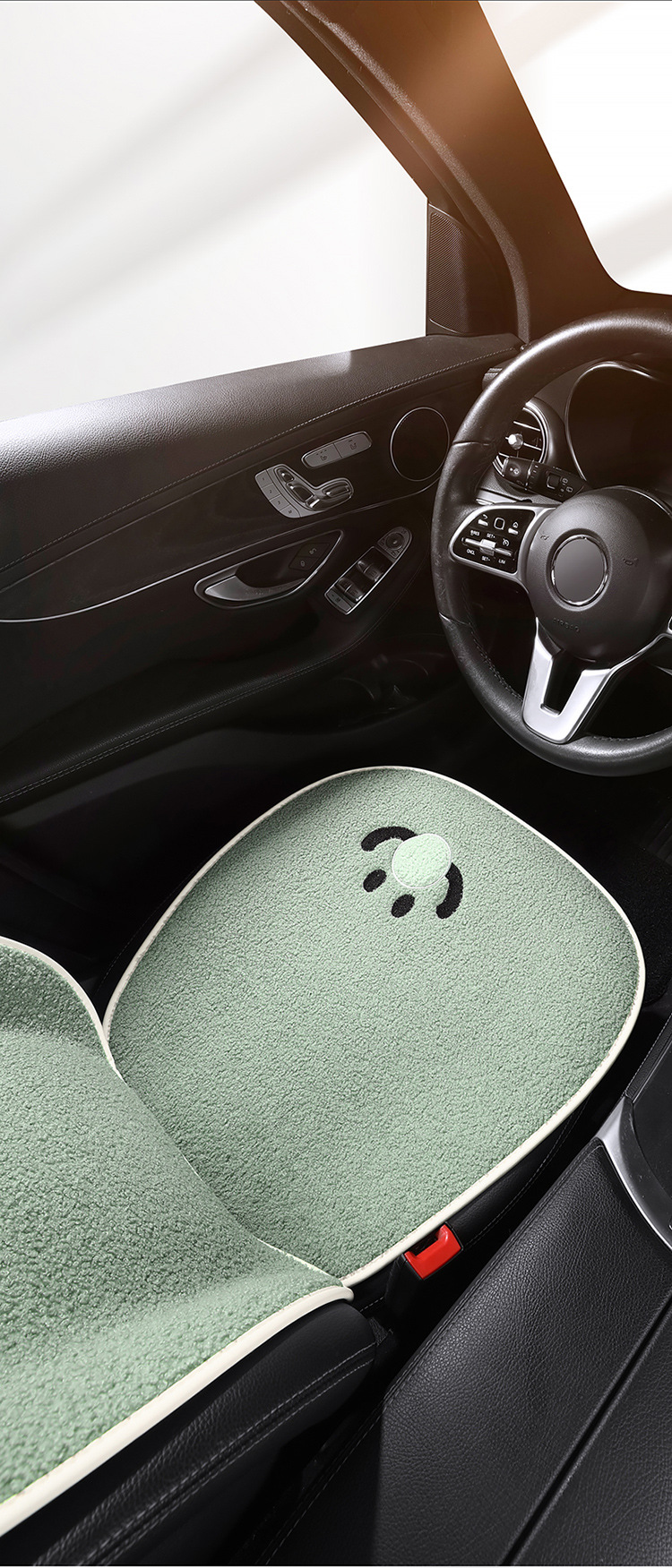 Autumn and winter cartoon car wool cushion cauliflower cute car seat cushion lamb velvet warm and comfortable car seat cushion