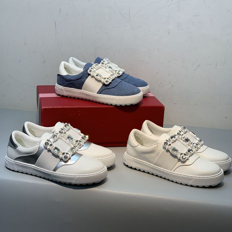 Light movement wind! Dongguan produces cattle! High-speed Square Buckle Sports Casual Shoes Slip-on Belt Buckle Flat White Shoes