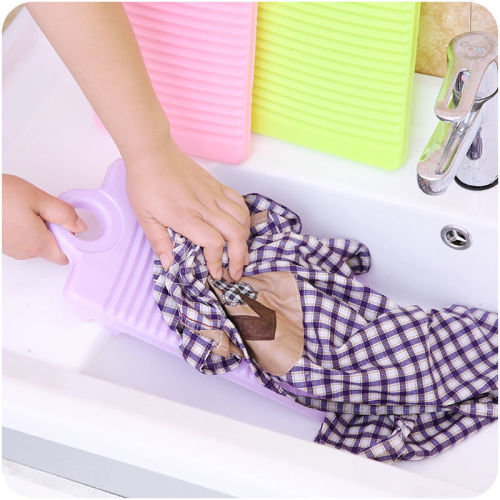 Plastic anti-slip mini small laundry board for home use, hand-held scrubbing board, thick handle scrub board, wholesale