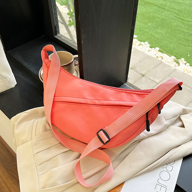 Japanese simple crossbody bag 2023 autumn ins casual popular internet celebrity versatile bag student trendy nylon shoulder bag