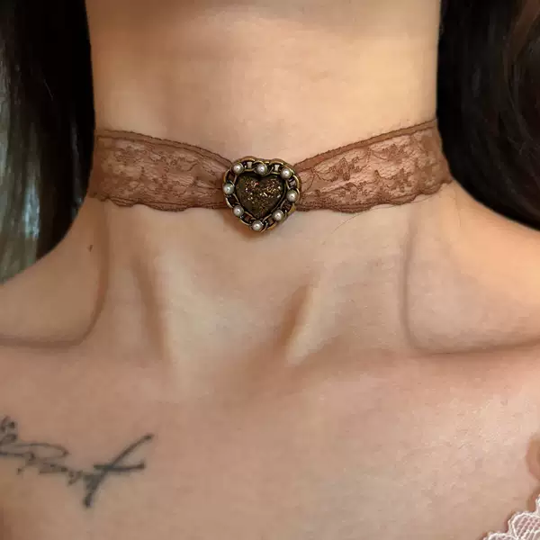 [Loohaha] Original Autumn and Winter Brown Series Retro Short Choker Neckband Lace Girly Neck Chain Clavicle Chain