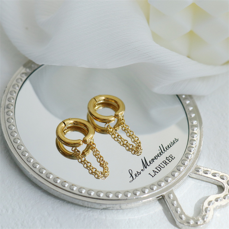 Solid Color Pattern 1 Pair Retro Simple Style Solid Color Chain Stainless Steel Ear Cuffs