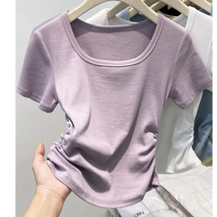紫色の半袖tシャツ女性の夏2025年の新型の方襟は純色を身に着けて腰の短いタイプの肩の上着のtシャツを収めます。