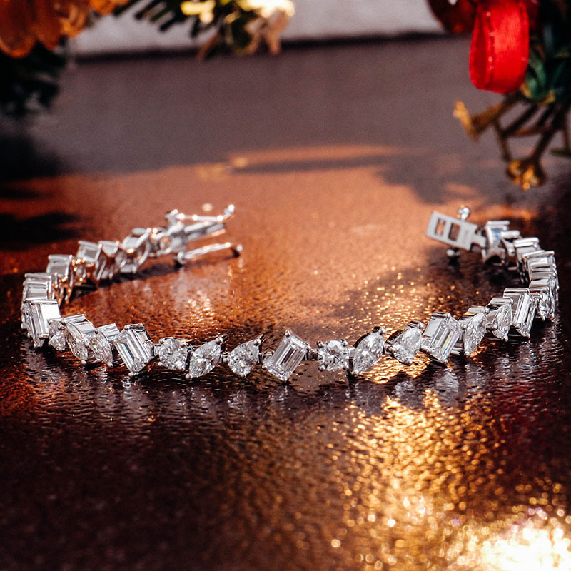 European and American style cross-border 18K gold shaped moissanite tennis full diamond bracelet D color vvs platinum bracelet female shining European and American style cross-border 18K gold shaped moissanite tennis full diamond bracelet D color vvs platinum bracelet female shining