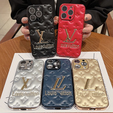 外贸高级电镀压皮自带镜头圈适用iPhone16Promax防滑苹果15手机壳