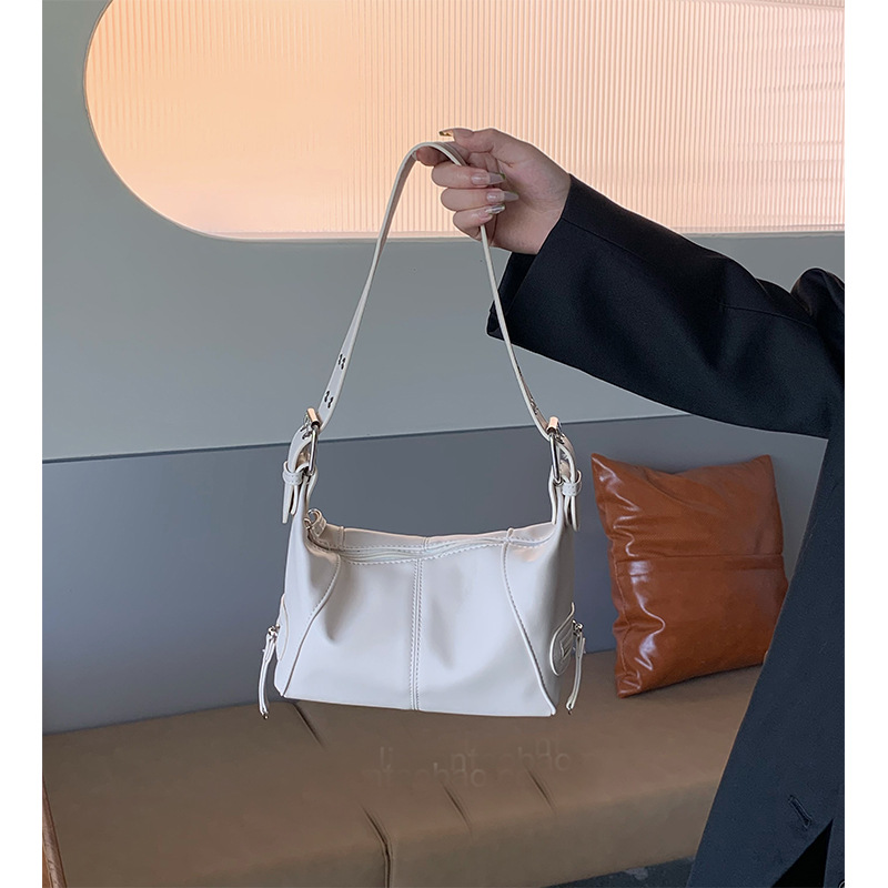 South Korea's 2024 niche design new women's bag, cool girl's retro shoulder bag, hand bag, armpit bag