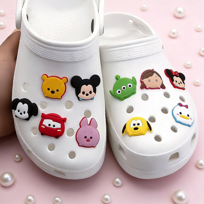 Cross-Border Hot-Selling Cute Cartoon Pvc Soft Rubber Shoe Charms Shoe Buckle Card Set DIY Accessories