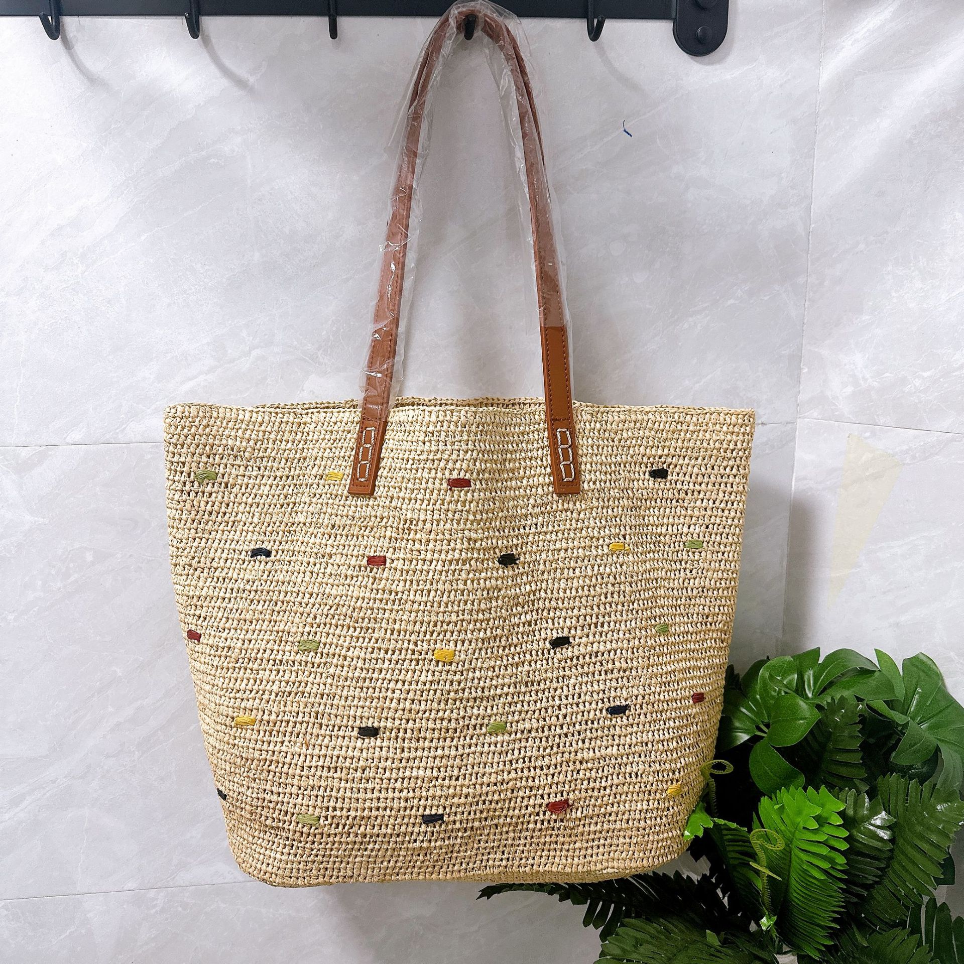 Japanese Style Hand-Crocheted Raffia Spliced Genuine Leather Strap Woven Bag For Women, Beach Vacation Embroidered Tote Shoulder Bag - Thumbnail 2