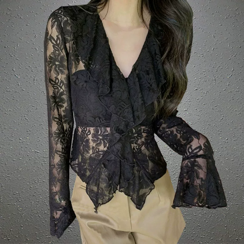 Весенняя новая футболка в Корейском стиле с длинным рукавом и V-образным вырезом, облегающий кружевной топ в западном стиле