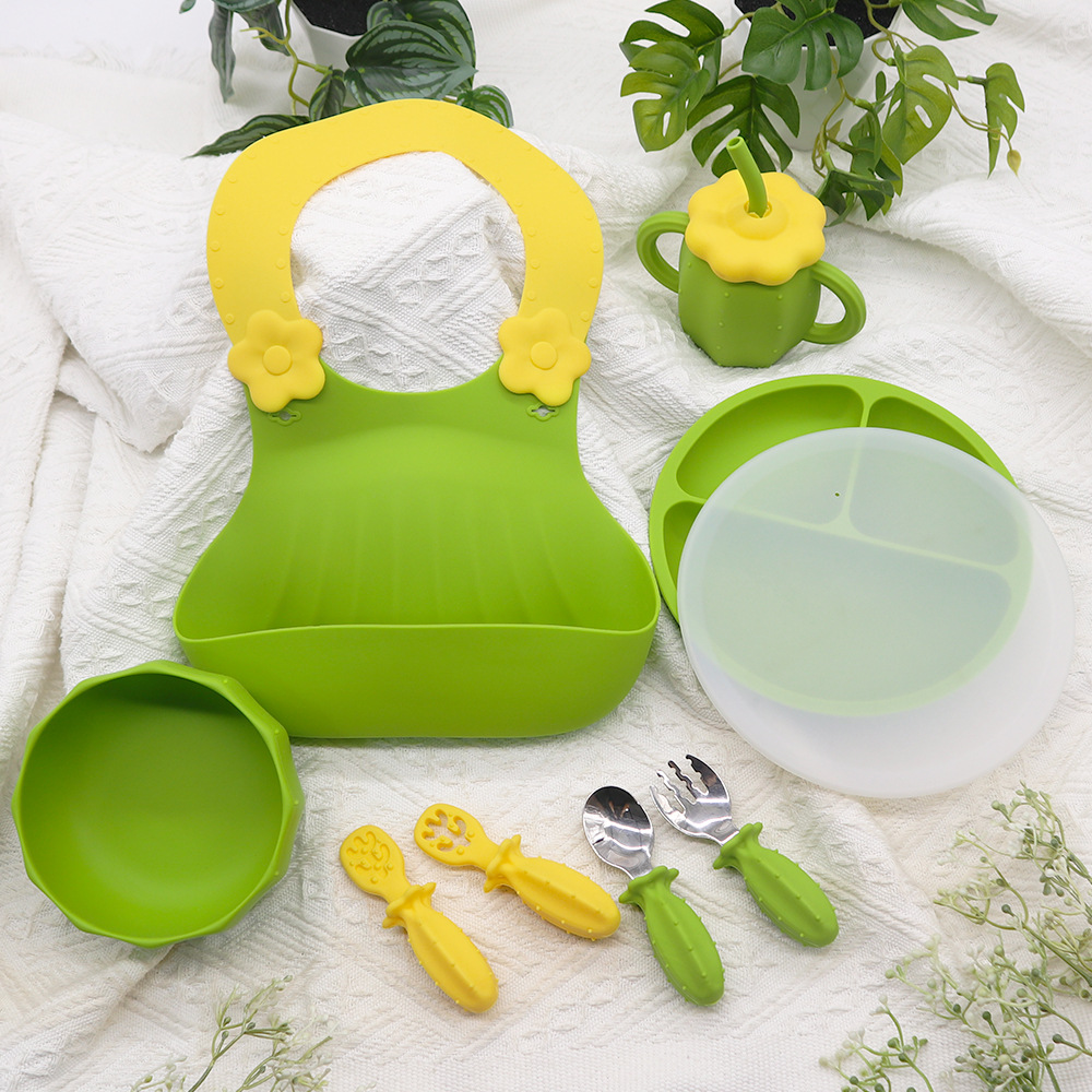25 Years New Kidsren's Tableware Set, Special Bowl and Plate for Learning to Eat, Silicone Spoon Bib, 8-Piece Set of Baby Tableware