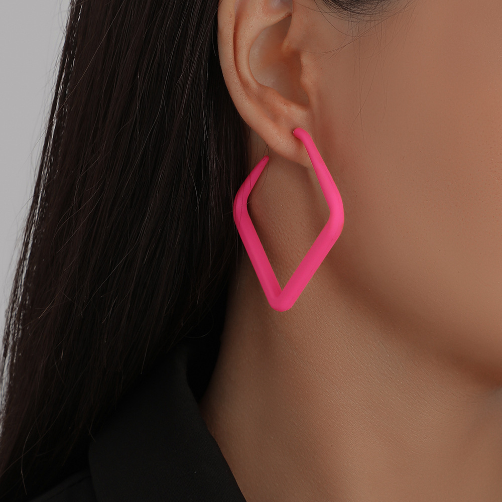 Fashion Exaggerated Paint Geometric Hollow Fluorescent Red Square Earrings display picture 2
