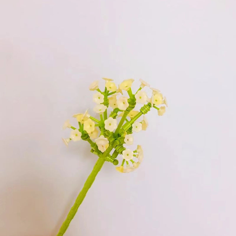 クロスボーダー佳奇積み木花diyはバラの永生花を組み合わせて彼女に祝日のプレゼントシリーズの花束のデスクトップを送ります。|undefined