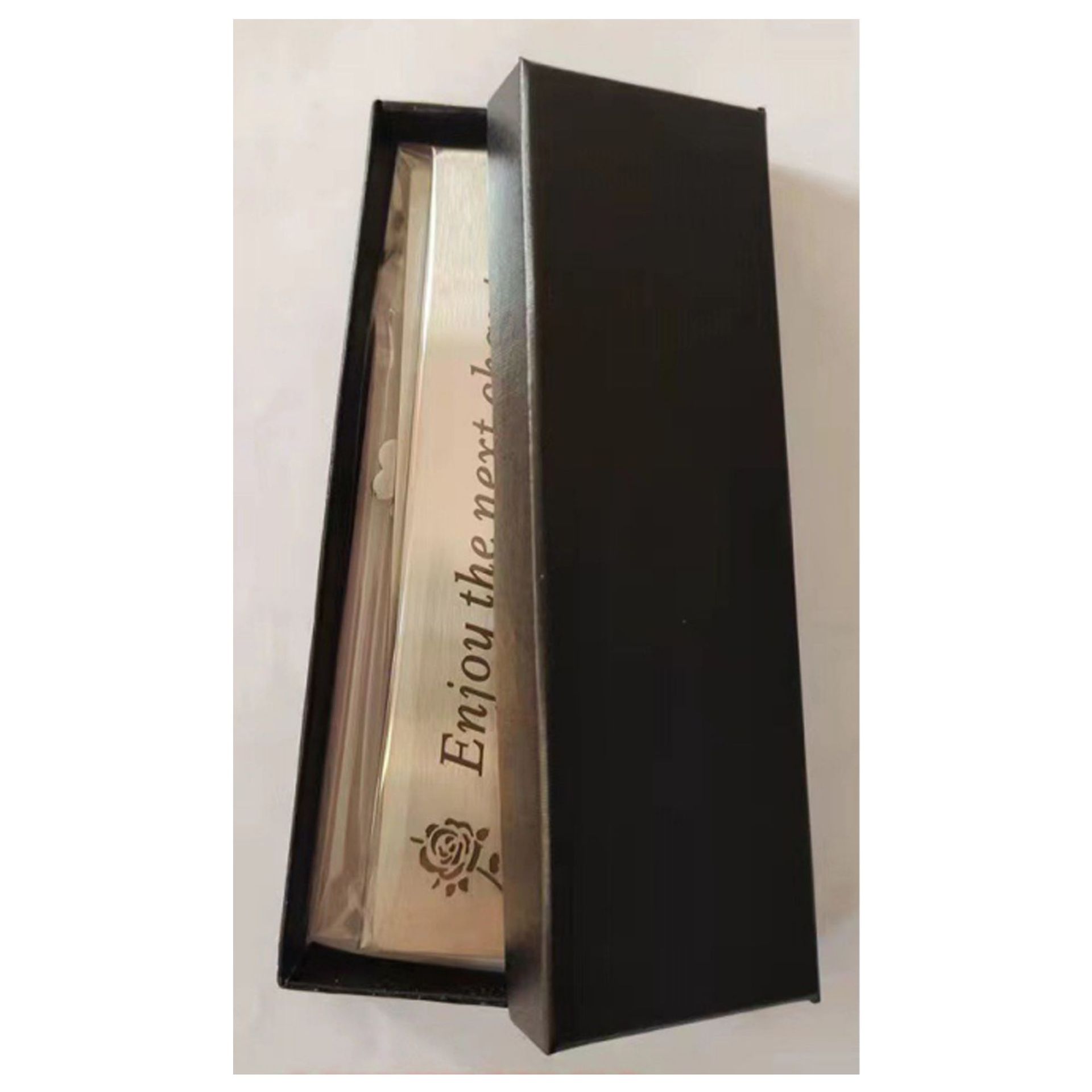 Marcadores de acero inoxidable europeos y americanos Regalos de la temporada de graduación Grabado con láser Gracias Regalos del día del maestro Libro Marcadores de metal