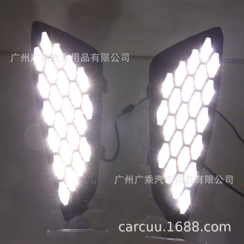 Adecuado para Toyota día de carrera Luz de marcha Sena XSE día Luz de marcha Sienna luz diurna Luz de parachoques delantero