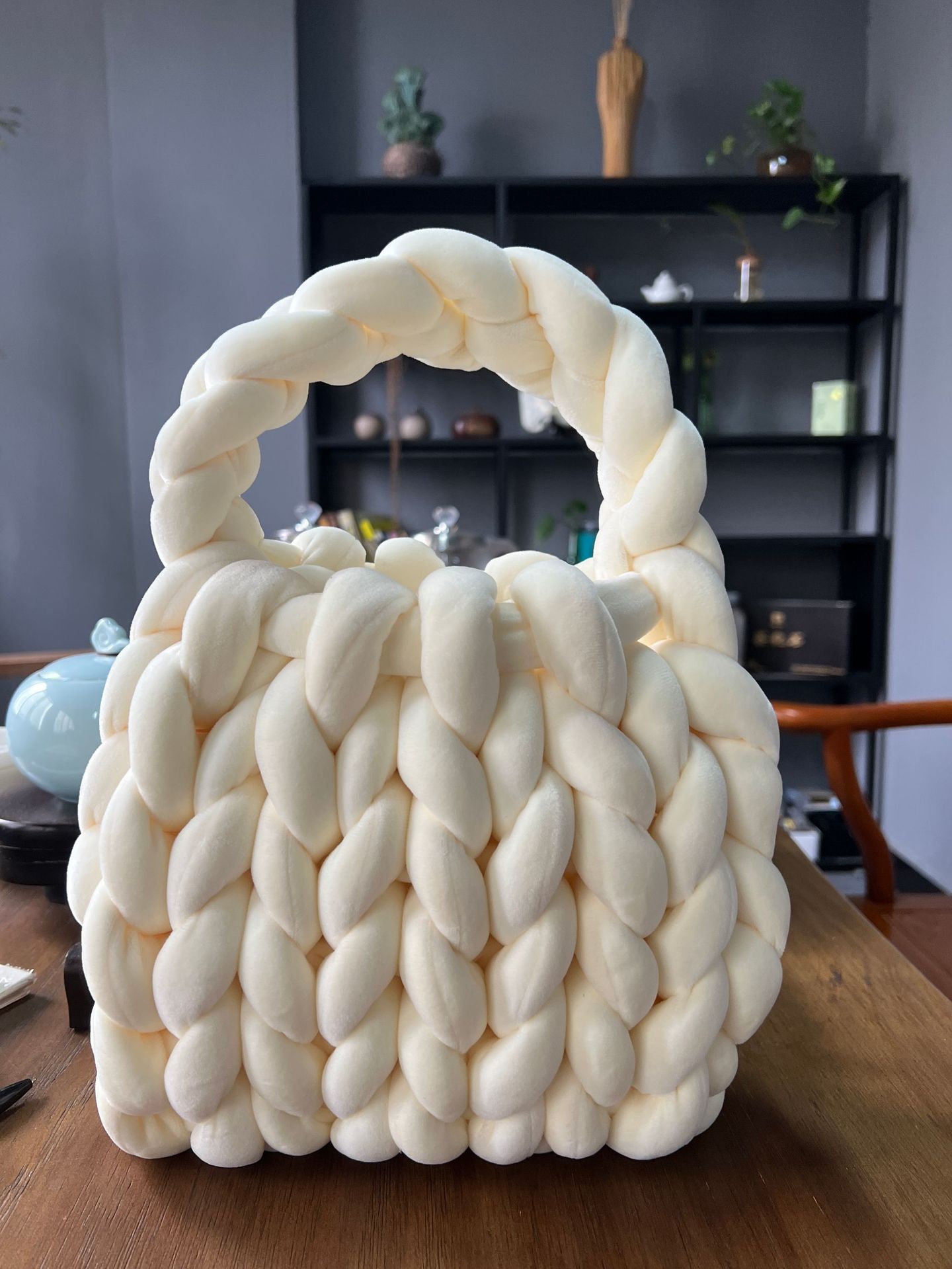 小红书新款绒布包diy手工编织包包水晶绒灌芯纱编织包手拎邮差包-阿里巴巴