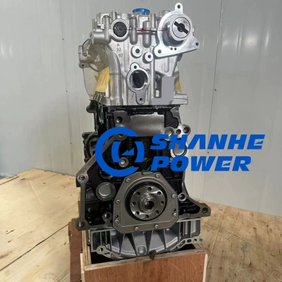 Engine assembly engine is suitable for