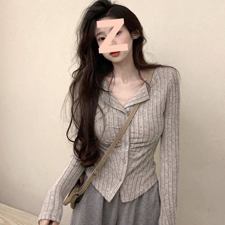 美式温柔减龄风针织衫女秋季长袖翻领设计感修身显瘦气质开衫上衣