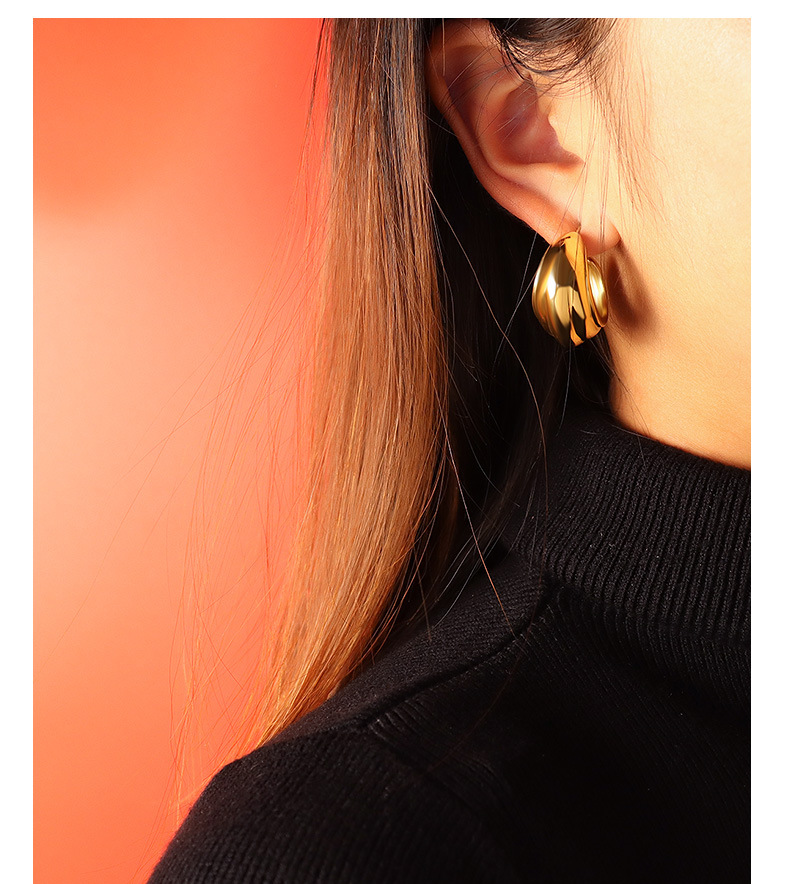 Fashion Simple Geometric C-shaped Earrings Titanium Steel  Earrings display picture 1