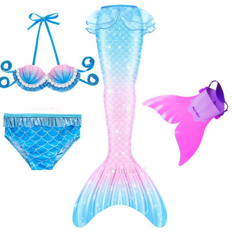 치우웨 블루 쓰리피스 슈트 + 오리발