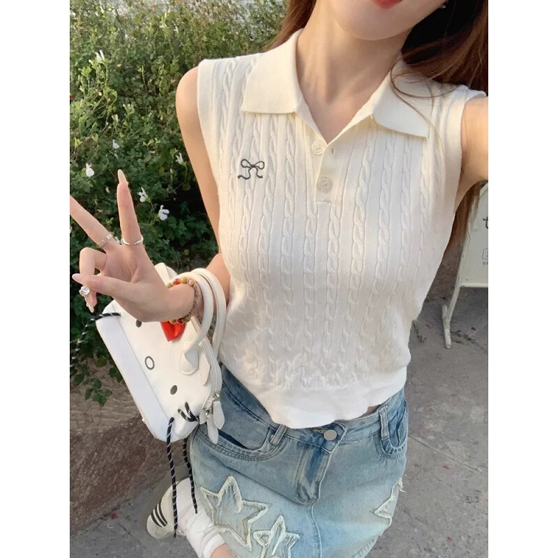 Red Polo Collar Knitted Vest for Women, Summer Outerwear or Inner Wear, Sleeveless Embroidered Knit Top Red Polo Collar Knitted Vest for Women, Summer Outerwear or Inner Wear, Sleeveless Embroidered Knit Top