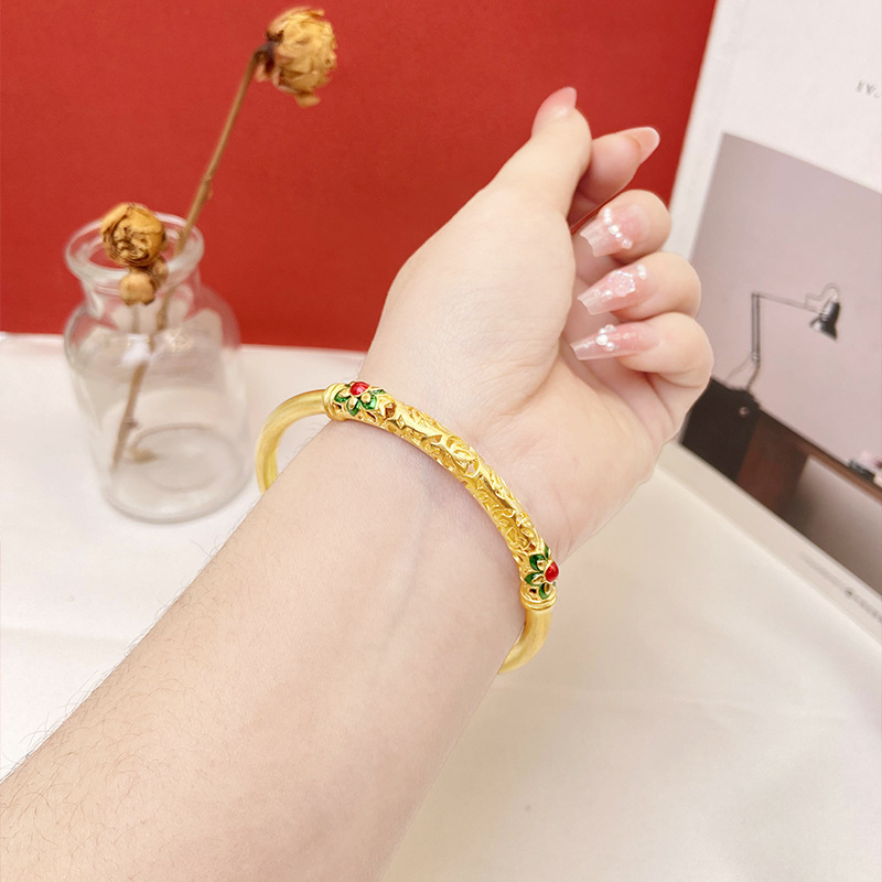 Brazalete de estilo antiguo de oro vietnamita goteo de loto hueco figura de flor de rosa femenina auspiciosa retrógrada de la marea nacional en vivo explosión