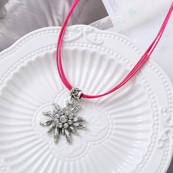 Retro ethnic necklace