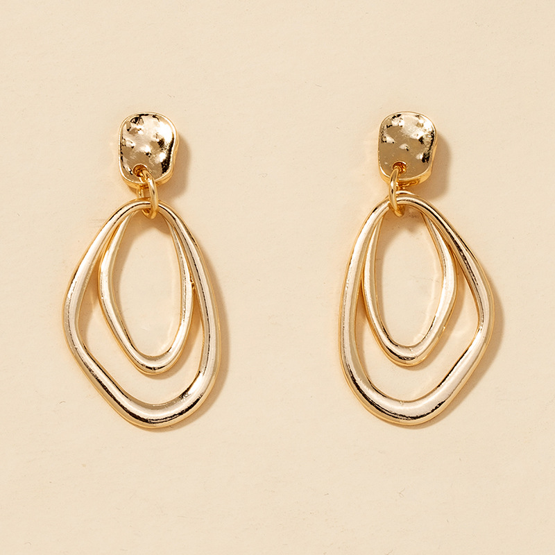 Fashion Irregular Alloy Earrings display picture 2