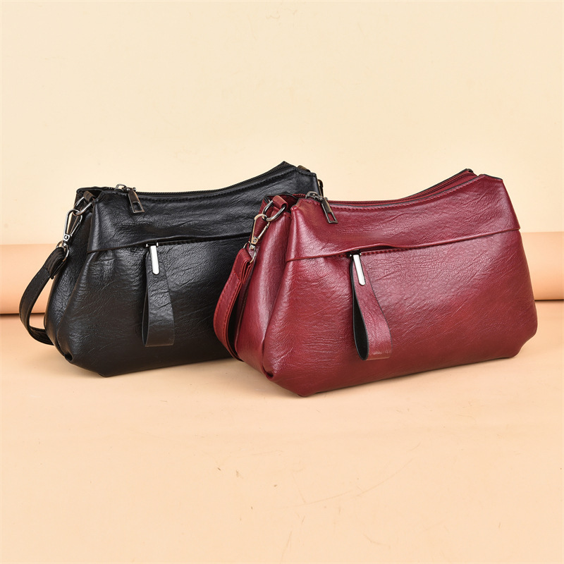New Style Middle-Aged Women's Bag, Korean Style Fashionable Shoulder Crossbody Bag, Simple and Trendy Mom Bag, Stylish and Versatile Soft Leather Bag