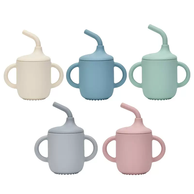 跨境热销儿童学饮杯硅胶吸管杯带盖带手柄防摔婴儿杯可印图案logo