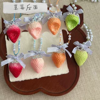斑点蝴蝶结立体缺口草莓吊坠编织项链小众夏日甜美温柔长款锁骨链