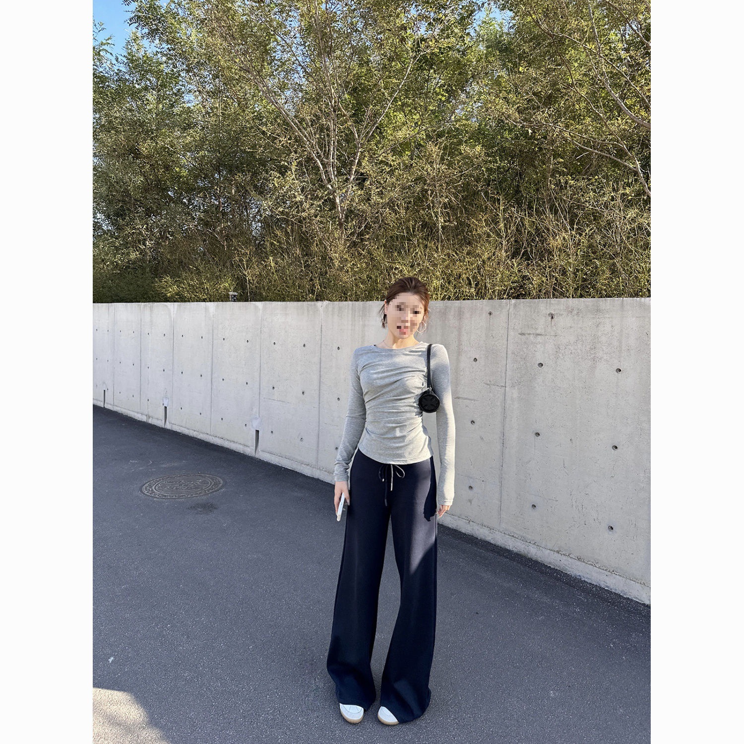 藏青色运动卫裤女2025早秋季新款美式复古松紧腰休闲直筒阔腿裤子