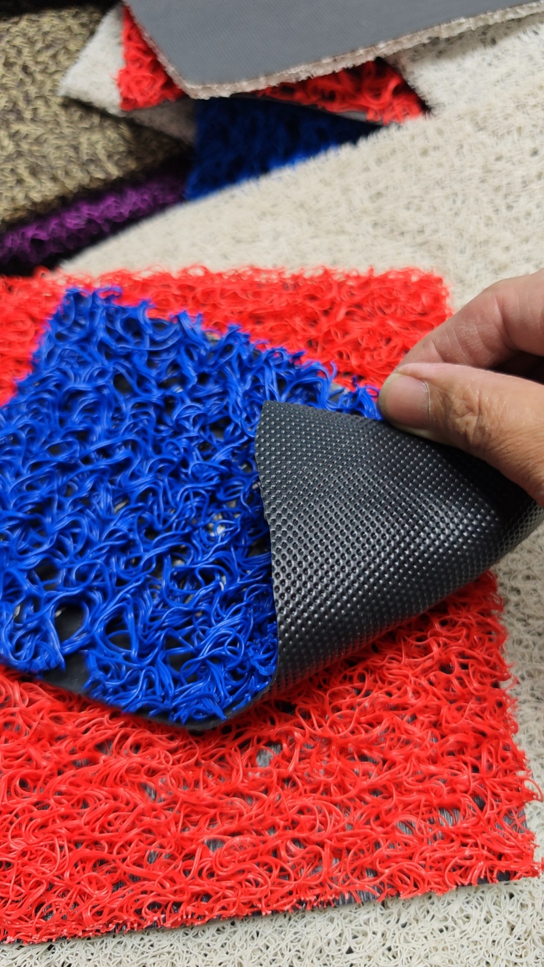 Specializing in the production of wire ring gold pvc anti-slip mat wear-resistant mat non-slip foot mat wire drawing ring for gold panning