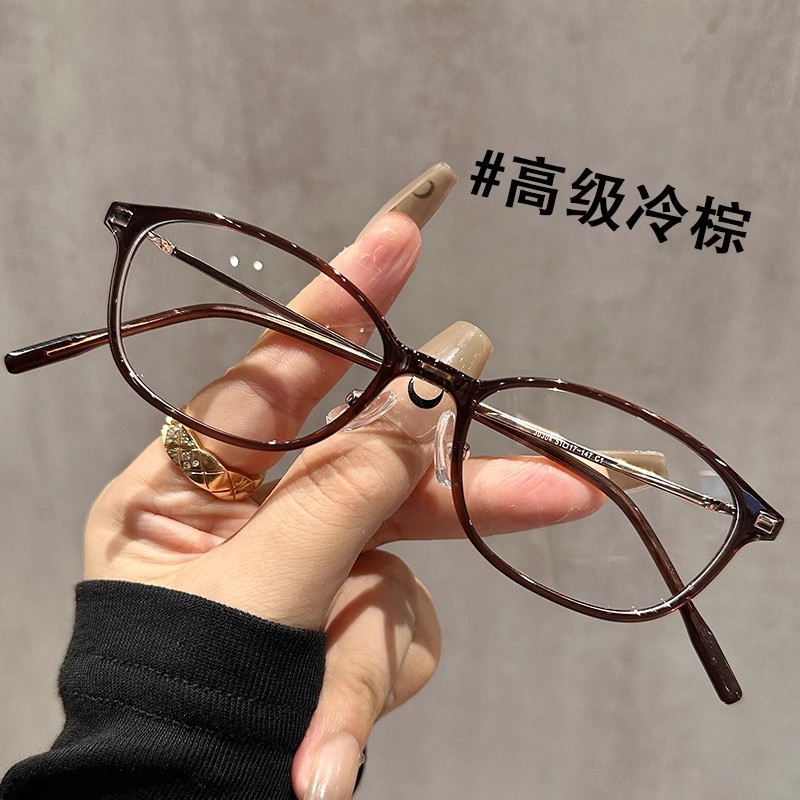 Gafas de venta caliente de comercio electrónico de alta gama de moda, gafas de lectura de marco cuadrado pequeño de té profundo, gafas de moda ultraligeras a prueba de luz azul sin maquillaje