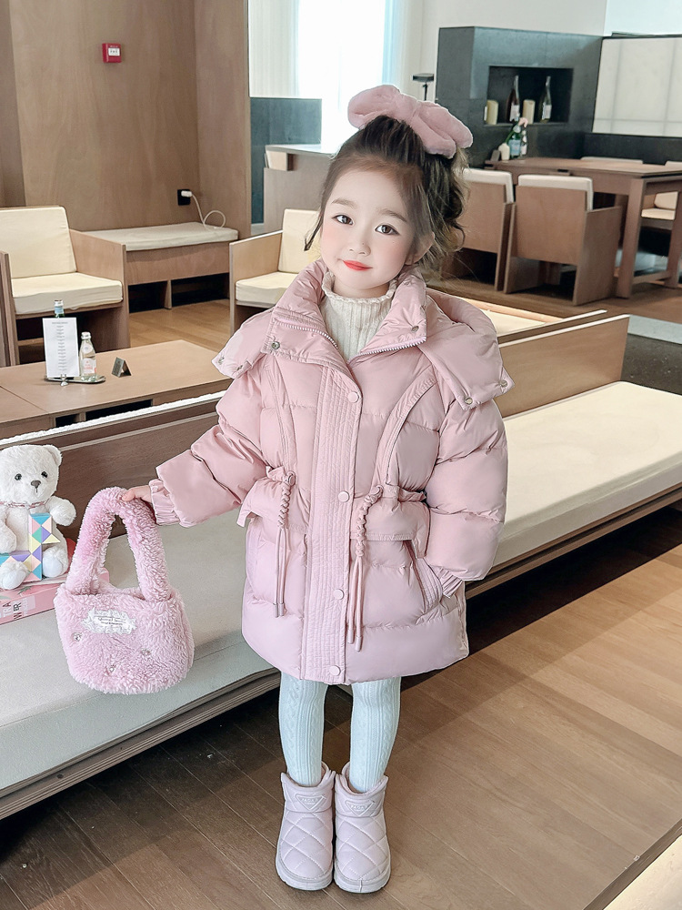 Chaqueta de plumón para niñas invierno 2025 nuevo estilo de moda de estilo occidental bebé calentamiento de invierno para niños invierno abrigo grueso