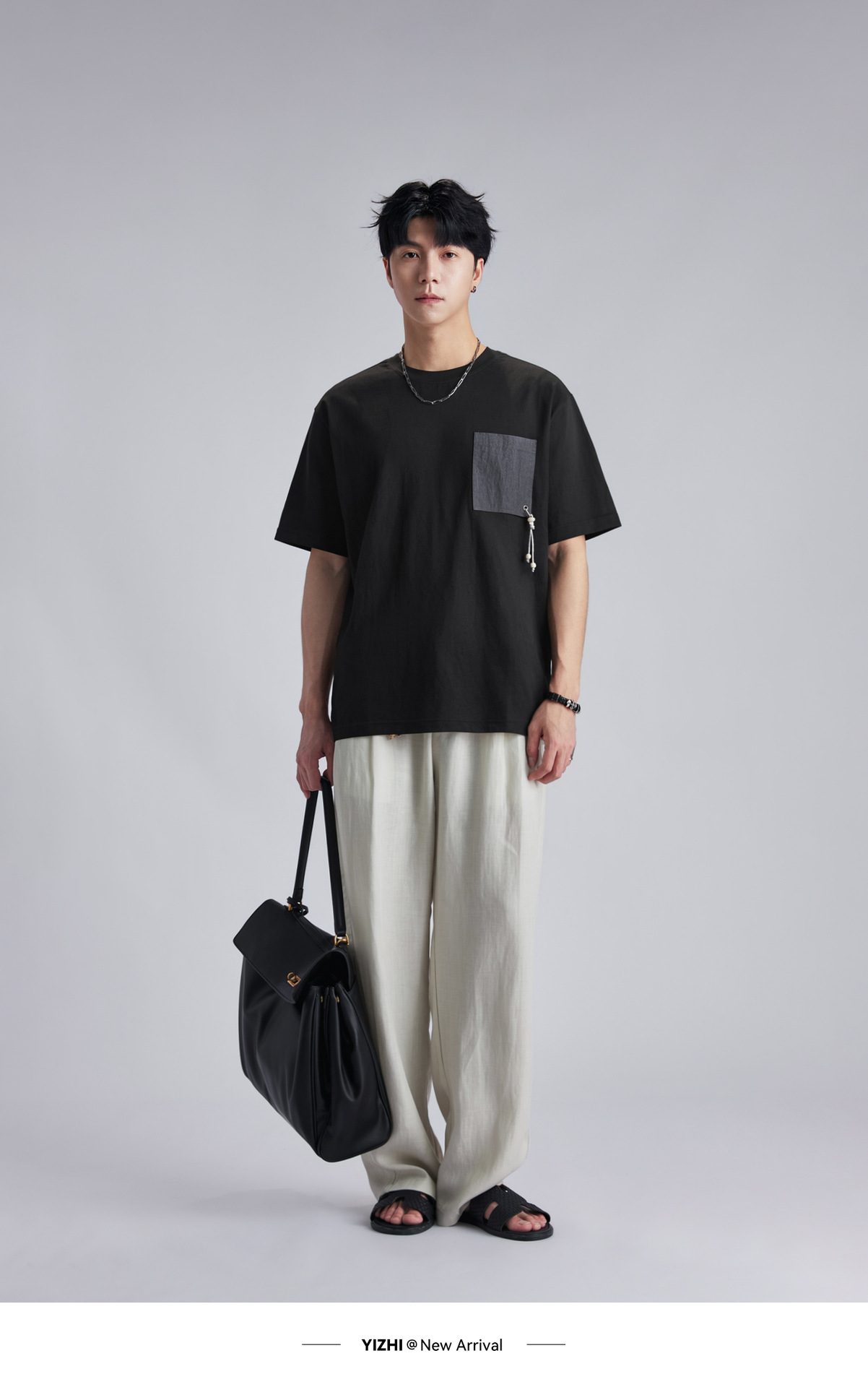 Áo thun nam cổ tròn tay ngắn chất liệu cotton thoáng mát, form rộng thả vai, túi đắp phối màu đính cườm — đen chi tiết 16