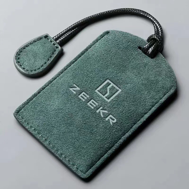 짙은 녹색의 심플한 로프