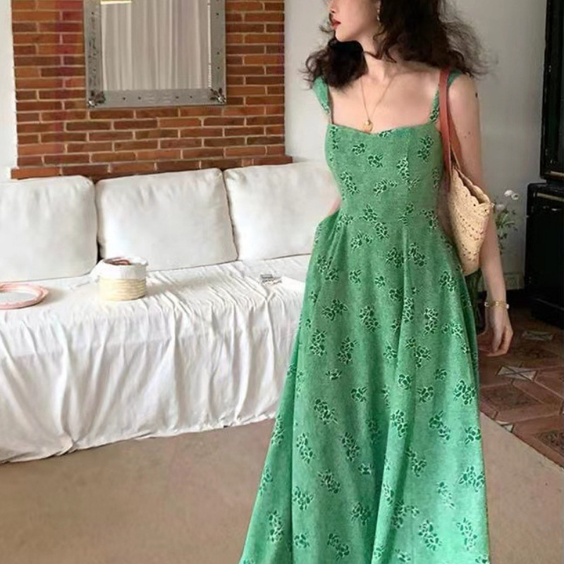 Wine noon homemade 2023 green waist slimming sling midi dress French square collar small flying sleeve floral dress