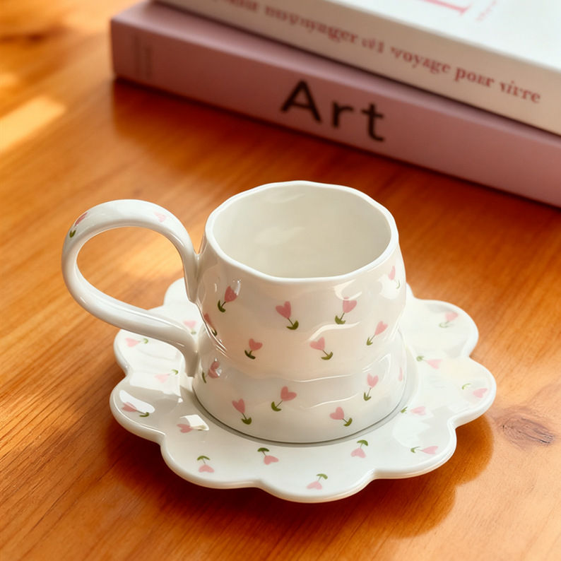 Transfronterizos mano mano pintada golondrina taza de cerámica retró nicho taza de café de desayuno conjunto de plato de taza de té