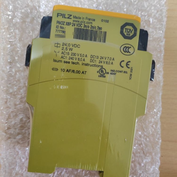 787585 PZE X4P Pilz安全计时继电器 有脉冲计时或延时断电功能