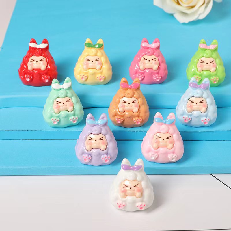 단단한 빛나는 크림 활 키키 수지 보석 액세서리 유행 놀이 블라인드 박스 인형 집 마이크로 풍경 장식품