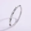 【112】Silver plum blossom
