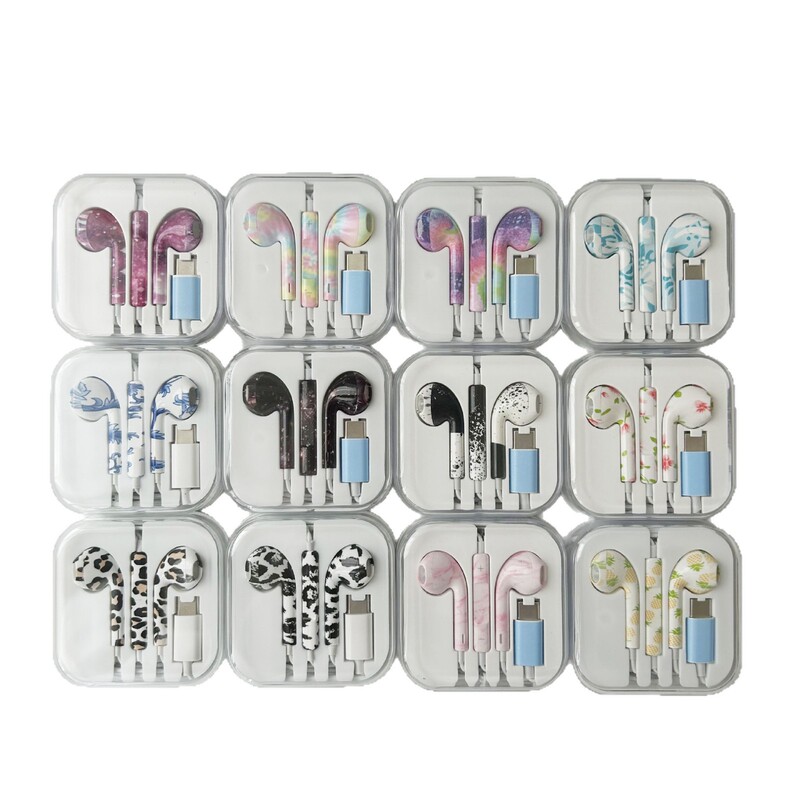 Suitable for Apple, Samsung, and Android Phones, Type-C In-Ear Music Listening Headphones with Line Control, Digital Decoding, and Colorful Designs Suitable for Apple, Samsung, and Android Phones, Type-C In-Ear Music Listening Headphones with Line Control, Digital Decoding, and Colorful Designs