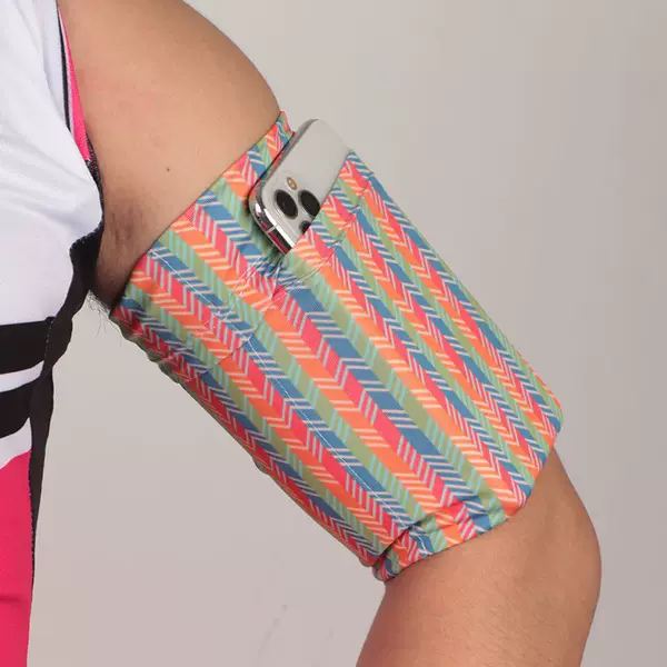 Outdoor sports elastic skin-fit mobile phone arm bag for men and women, essential arm pouch for running, fitness, and marathon