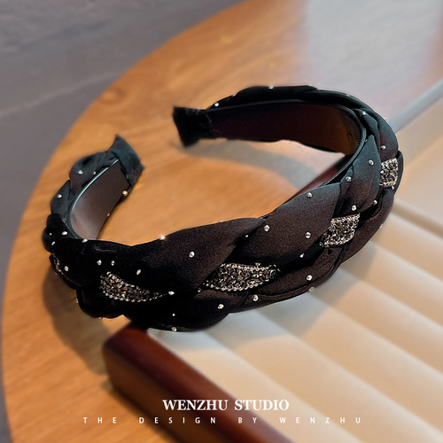 Black polka-dot twist headband for women, high-end, versatile hair clips and hair accessories for going out, face wash, makeup, hair press headband, wholesale