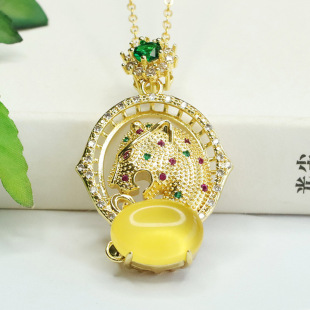 Aiyu Natural Amber Pendant Yellow Honey Leopard Head Necklace Jewelry Factory Wholesale AY3112911