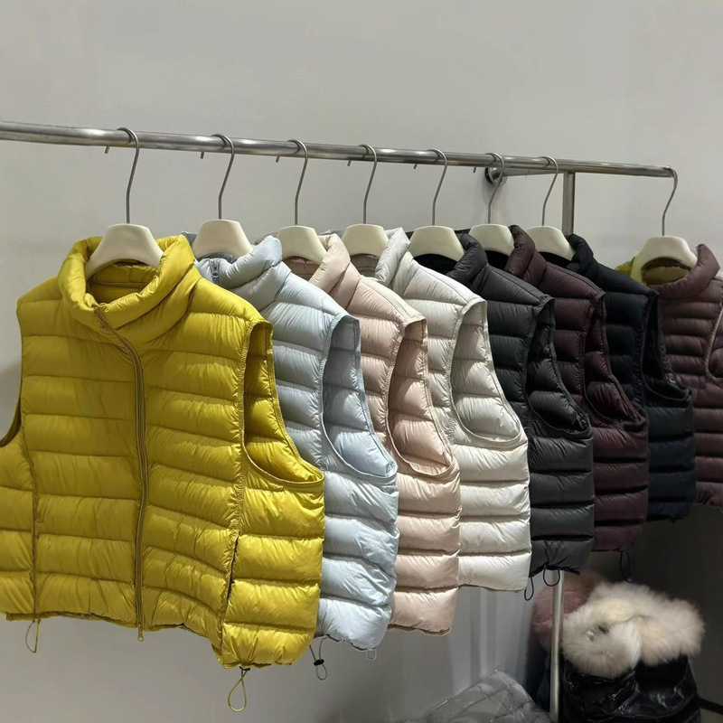 Stand Collar Ribbed down Vest for Women, 2026 New Style, Super Stylish Short Vest for Petite Figures, 90% White Duck down Jacket