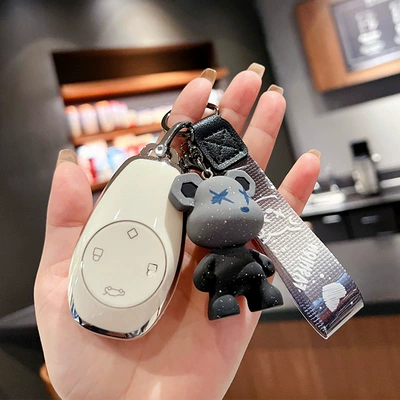 Suitable for 2021 zero run t03 key set c11 zero run s01 car remote control key case protective shell buckle women (Car key bag) - old-zero-run-milk-white-single-shell-grey-bears