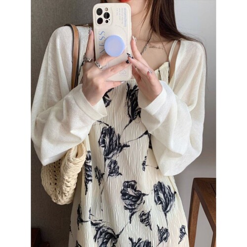 Ice-silk knitted sun-proof cardigan: Short, sheer design—perfect for pairing with a slip dress in summer; also serves as an air-conditioned shawl or lightweight jacket.