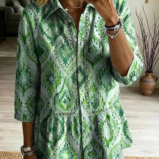 Amazon 2026 European and American Floral Print Shirt New Cross-Border V-Neck Women's Lace Patchwork Top H482